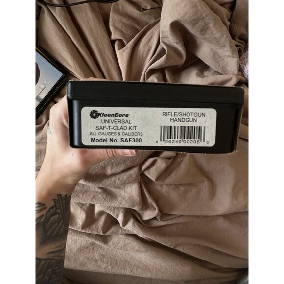 Handgun Cleaning Kit missing one piece - Kleenbore -.22 Cal. - Picture 5 of 5